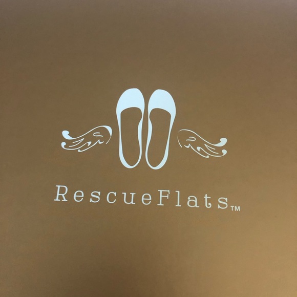NWT box of champagne rescue flats 20 pairs - Picture 4 of 4